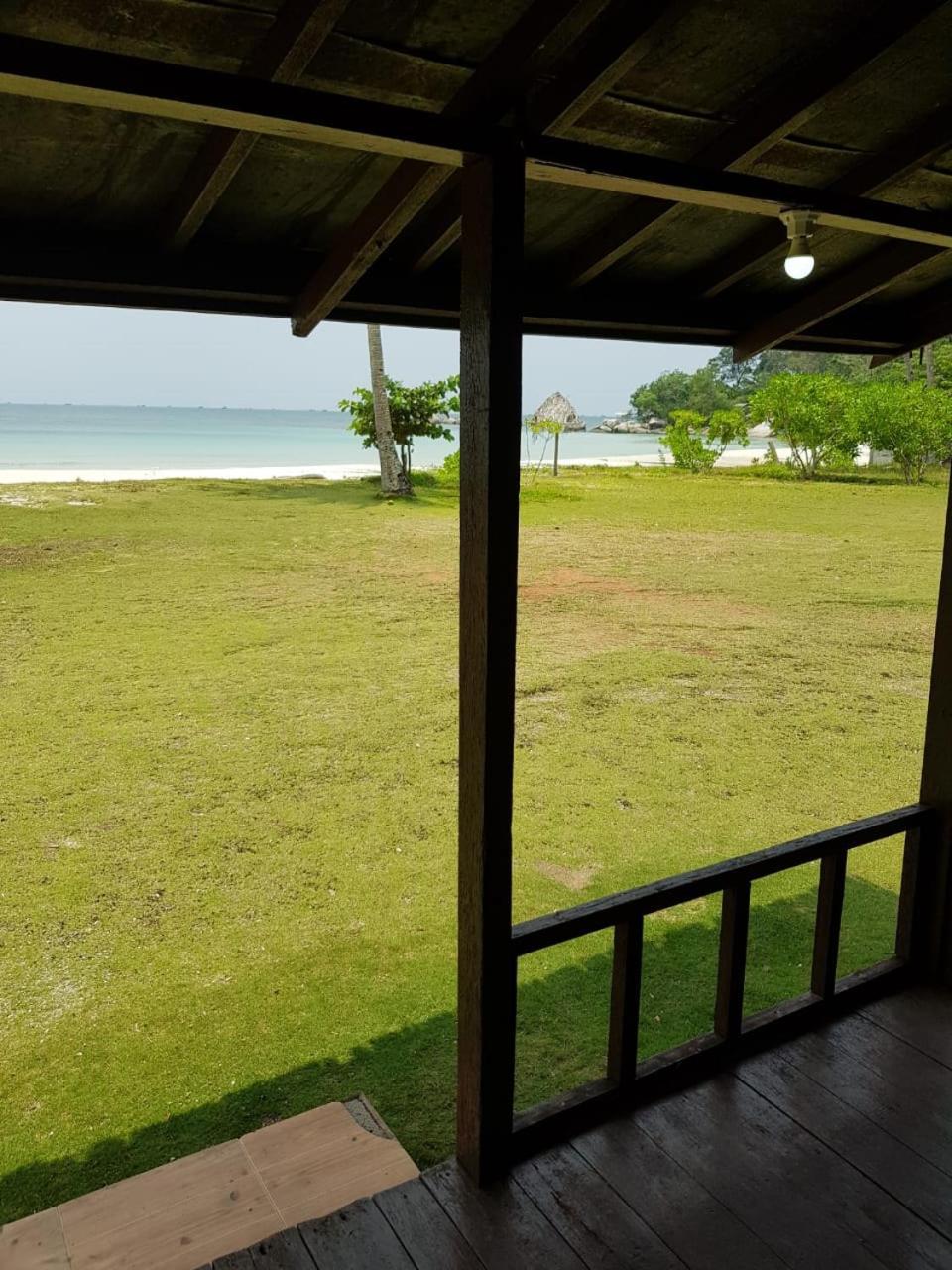 Serumpun Padi Emas Resort Teluk Bakau Buitenkant foto